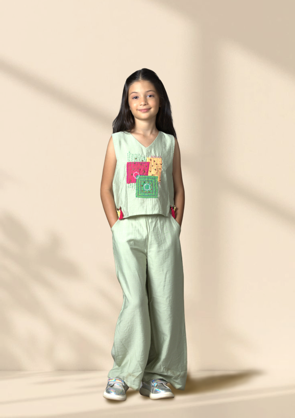 CROP TOP WITH PLAZZO